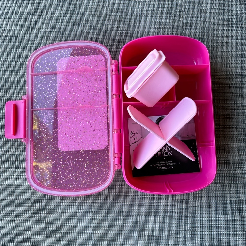 Paris Hilton Dark Pink Version Bento Snack Box Lunchbox & Gift With Purchase - Picture 6 of 13